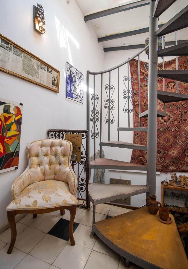 Bayt Alice Hostel Tangier Exterior photo