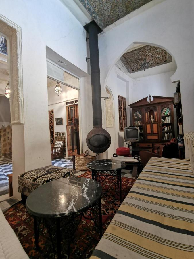 Bayt Alice Hostel Tangier Exterior photo